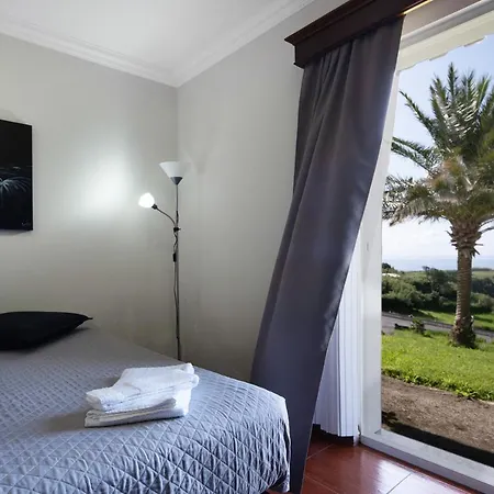 فيلة Vivenda Do Monte *