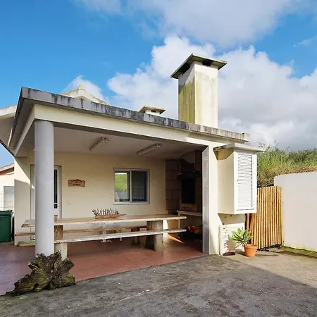 فيلة Vivenda Do Monte Achadinha